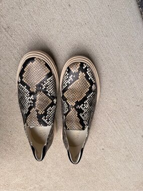 Franco Sarto slip on  Sneakers in Snake Print